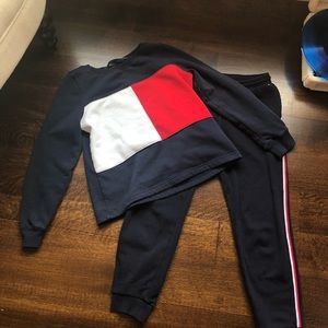 Tommy Hilfiger matching sweatshirt and jogger set
